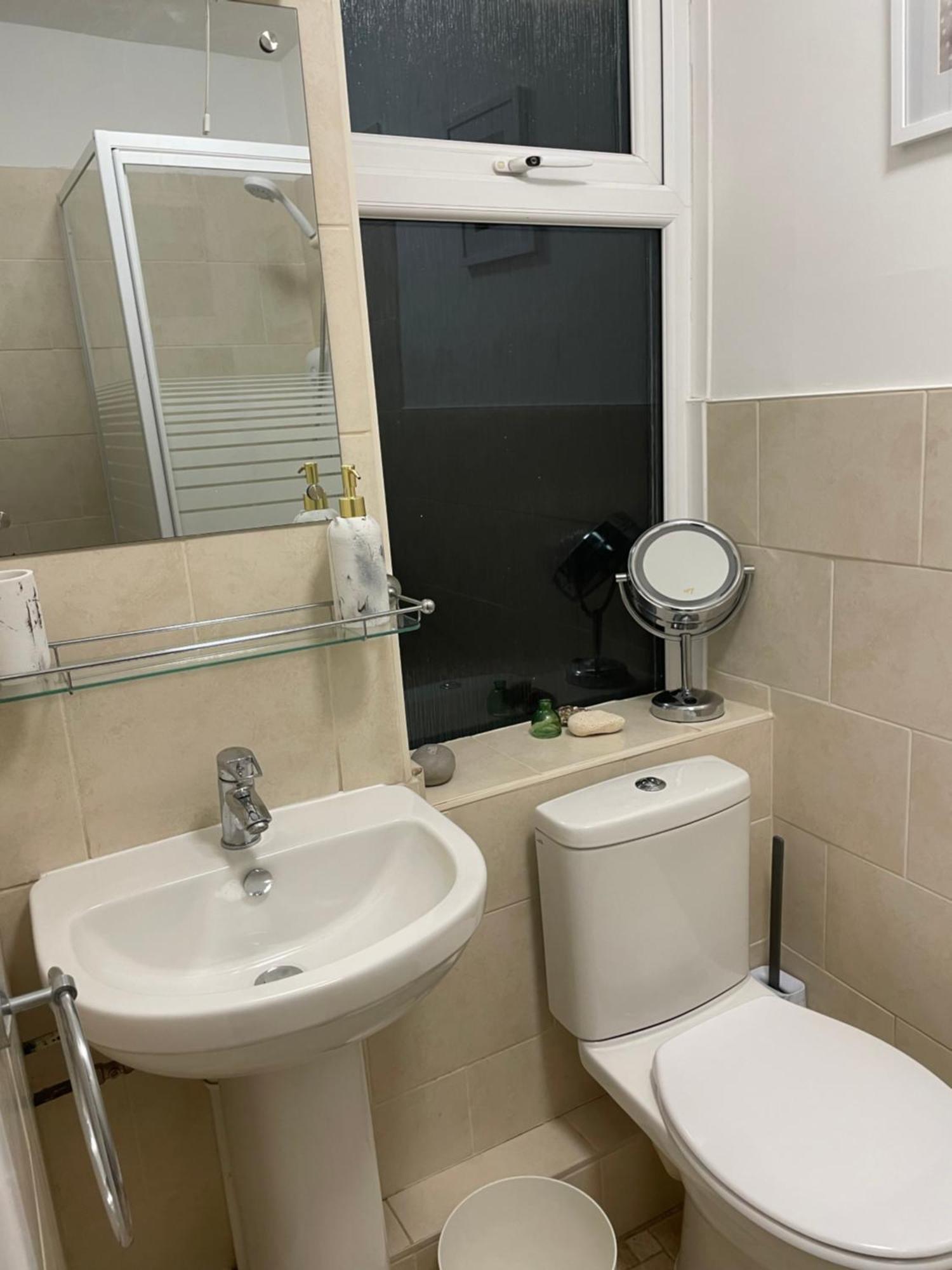 Cute 1 Bed Apartment 2 Mins From The Sea - Sleeps 4, Flat 8 The Gables, Church Street, Lyme Regis Exterior foto